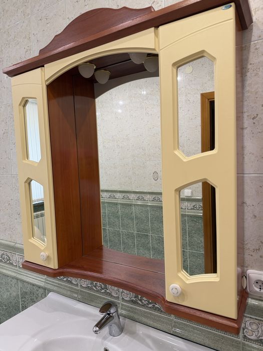 Комплект в ванну кімнату