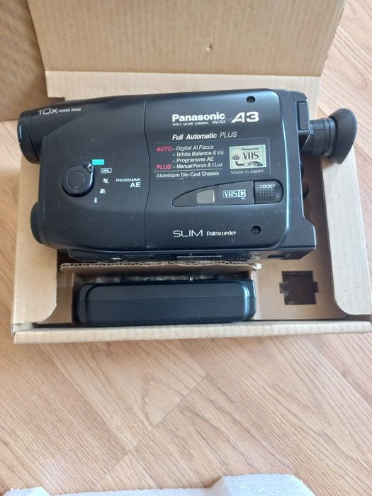Продаю видеокамеру и двухкасетн к Panasonic