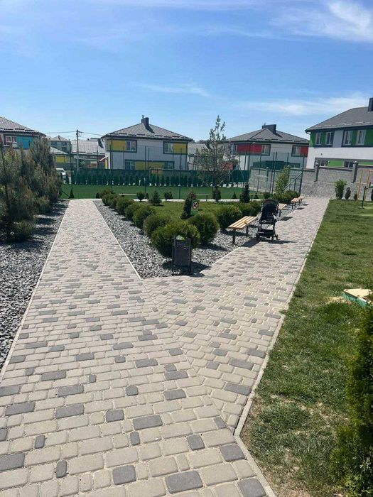 Продаж котеджу у місті Рівне