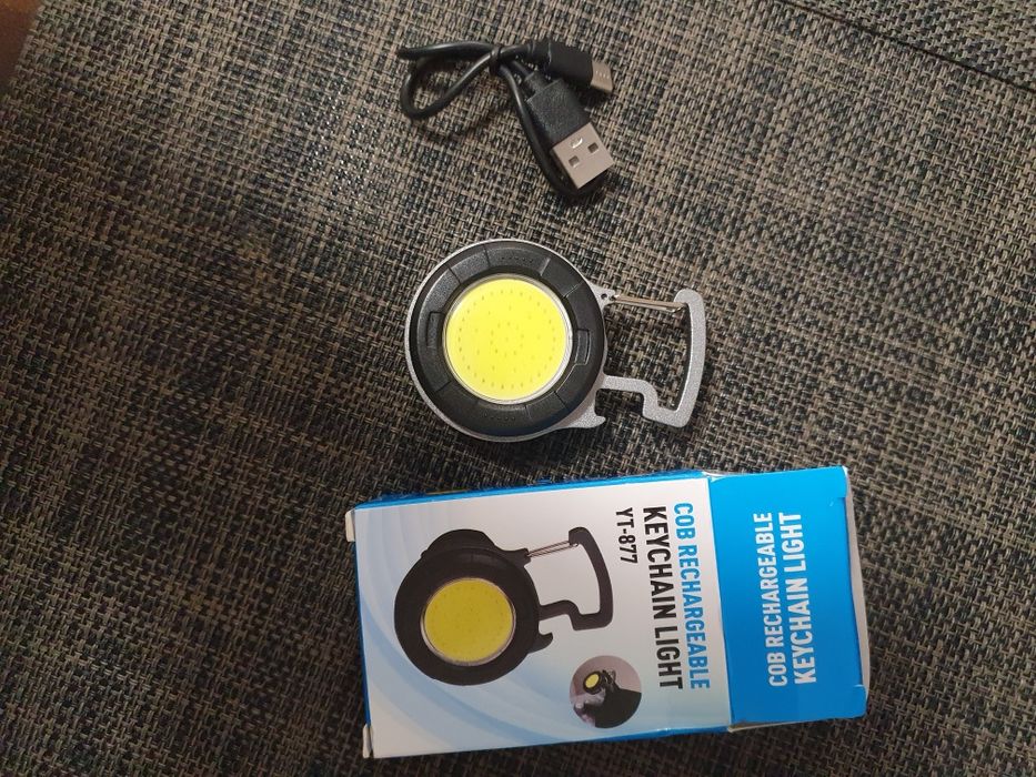 Ліхтарик брелок з магнітом