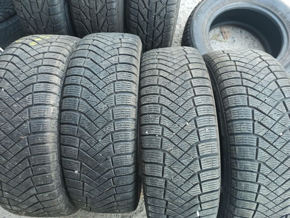 Зимние шины 215/65 R16 Triangle TR777 Pirelli Ice Zero FR Nexen