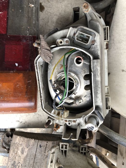 продам фары ваз 2115