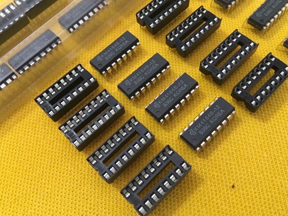 8 Memorias Sinclair Commodore Apple Spectrum Samsung KM4164B12 +SOCKET64309868612738123