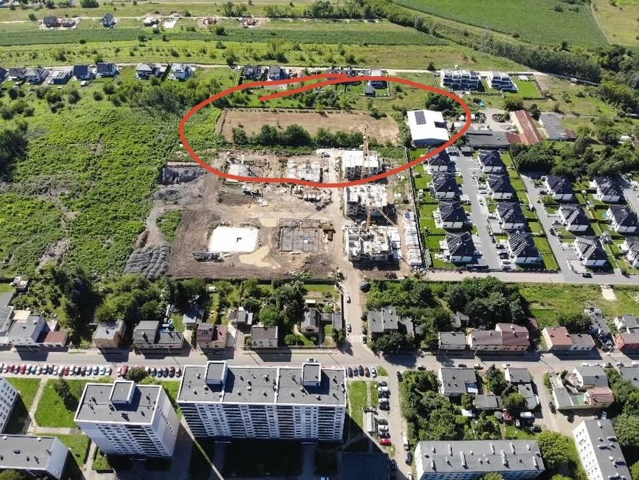 Sprzedam dużą działkę budowlaną w super lokalizacji