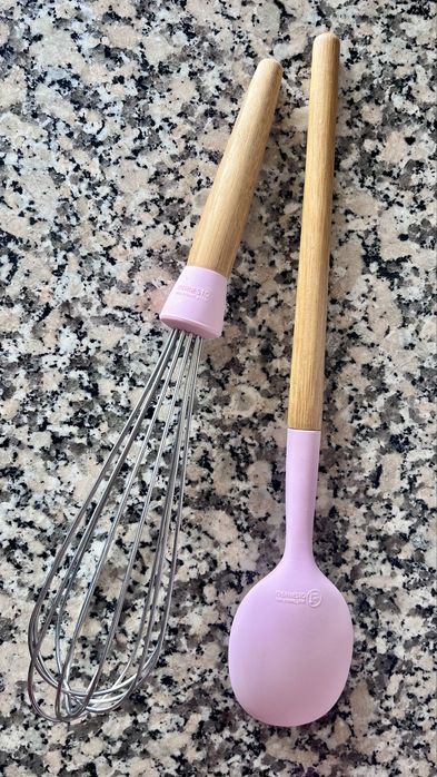Batedeira manual e colher em silicone445336243258664961
