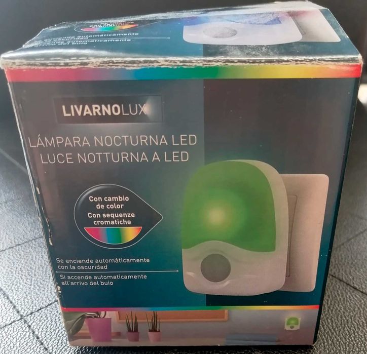 Luz presença - C/ várias cores, led - Novo