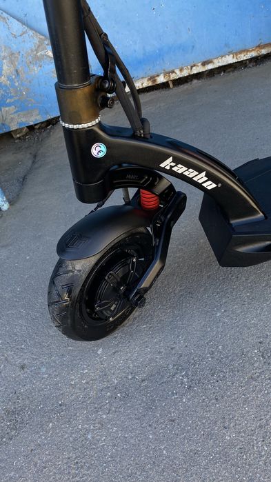 Продам єлектро самокат KAAbo Mantis