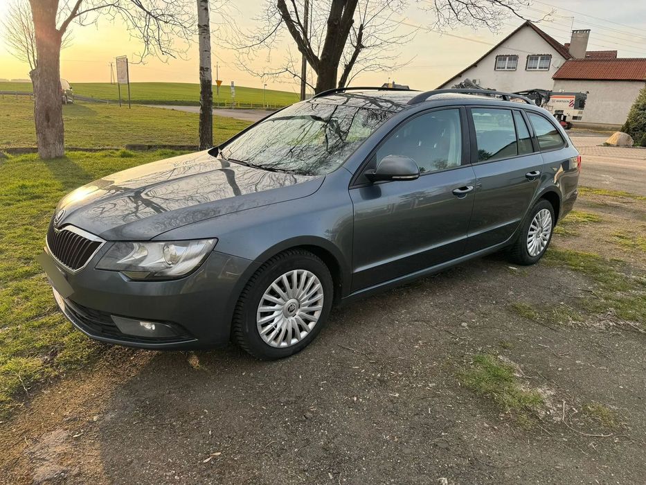 Skoda Superb 2.0 TDI 140KM kombi 1 właściciel od nowości