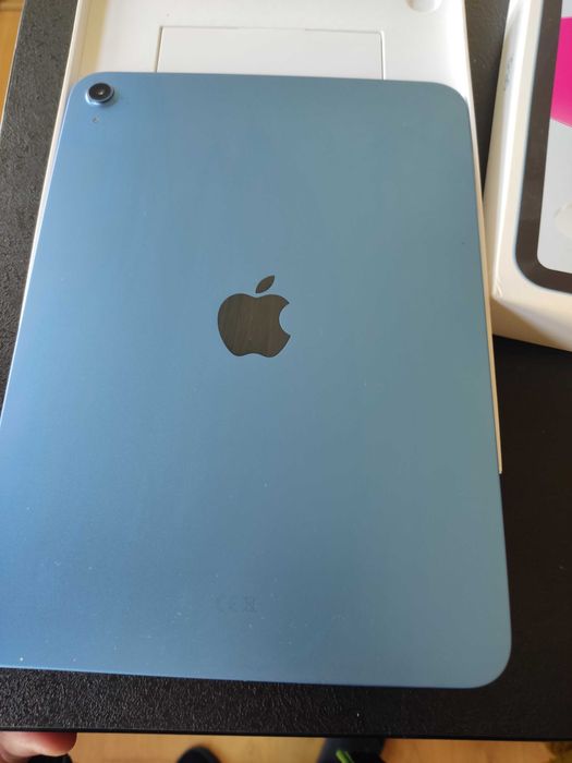 iPad A16  z 2025 roku 128gb