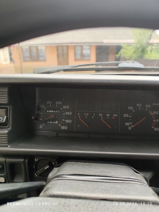 ВАЗ 21099 автомобіль