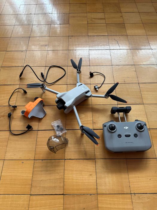 Dron zestaw DJI Mini 3