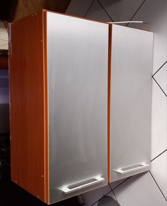 Szafki kuchenne wiszące