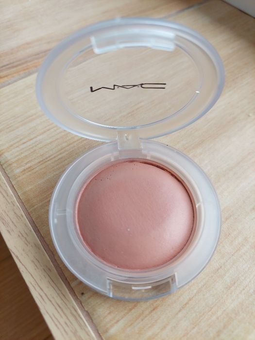 Róż do policzków Mac Glow Play blush