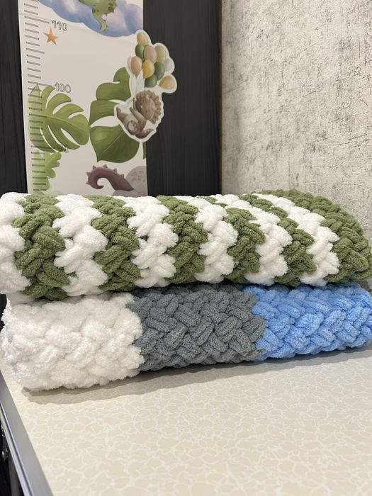 Пледи ручної роботи