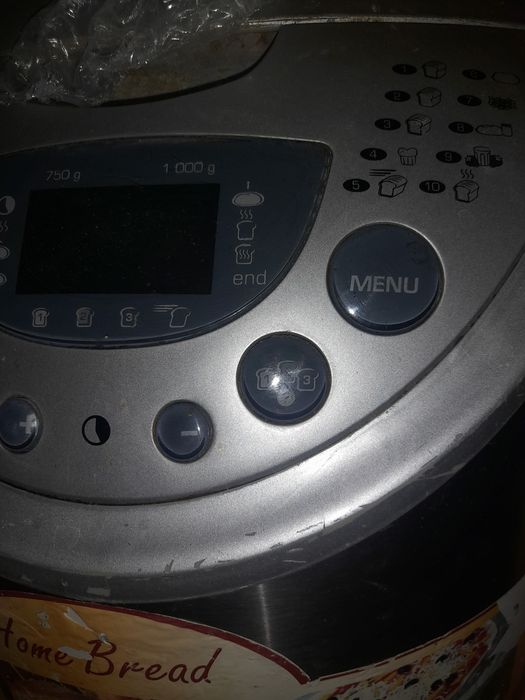 Хлібопічкв moulinex