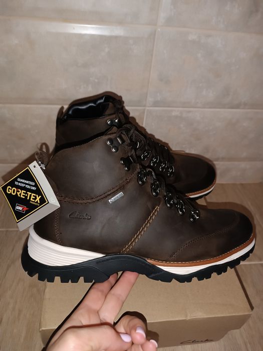 Новые ботинки Clarks Gore Tex р-р 42.5
