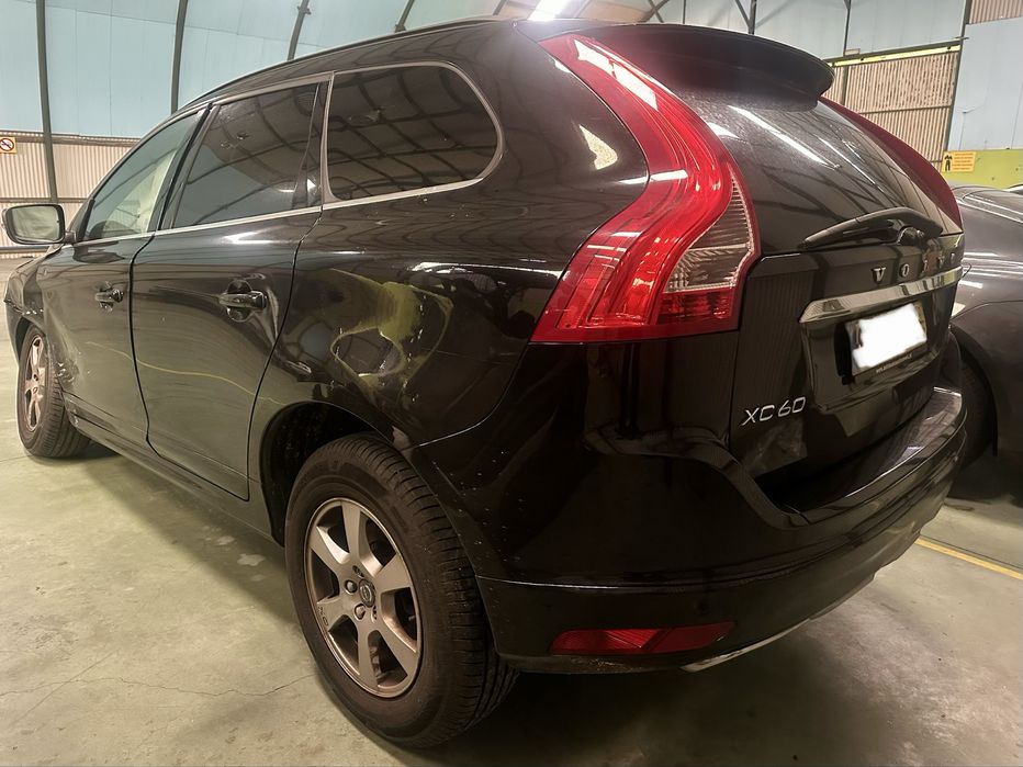 Volvo XC60 2.0 D4 Momentum 190CV a trabalhar e andar