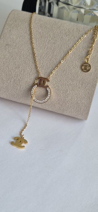 Przepiękny, złoty łańcuszek cc przywieszki Cudo lv ysl