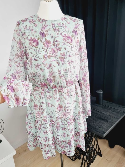 Sukienka nowa letnia w kwiaty elegancka 38 M  wesele Sinsay impreza