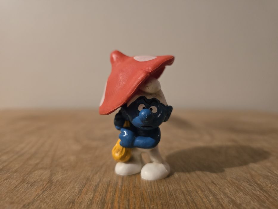 Schleich smerf smurf z grzybem figurka model wycofany