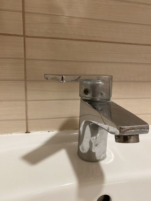 Терміново продам тумбу з умивальником Kolo