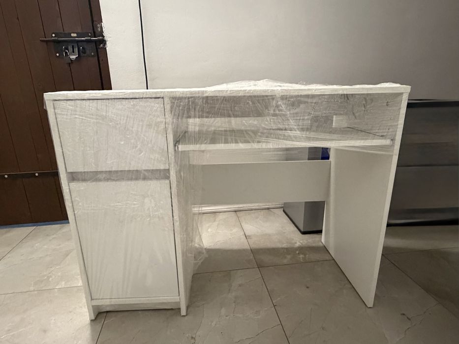 Biurko + fotel IKEA