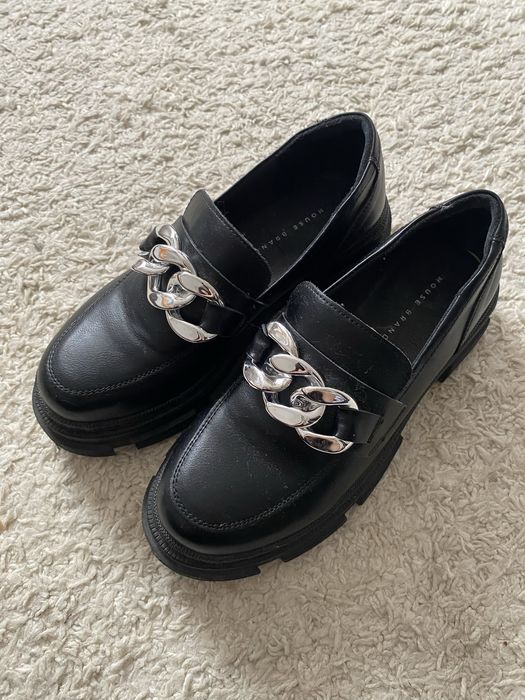 лофери на платформі