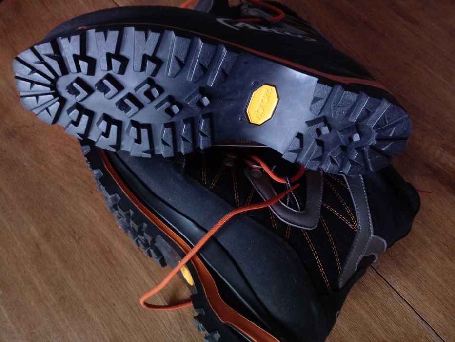 Buty trekkingowe AKU Serai GTX - Gore-Tex - 42 - Nowe