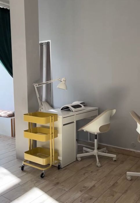 Podnajem całej sali do manicure/podnajem stanowiska