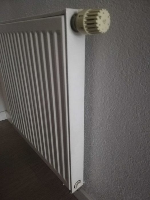 Grzejnik Purmo Ventil Compact CV11 600x600 + zawór