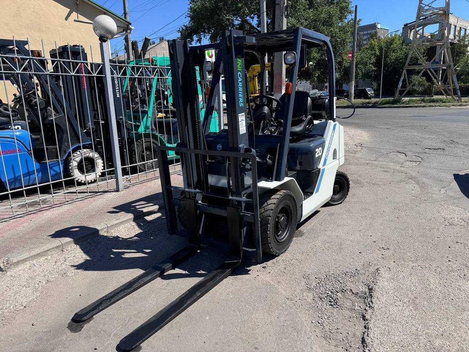 Навантажувач вилковий NIssan-Unicarriers,вилочный погрузчик