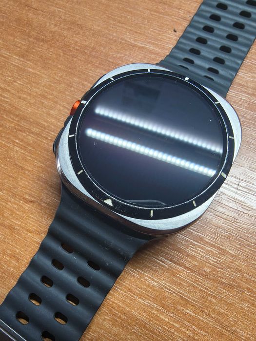 SAMSUNG Galaxy Watch Ultra  e-sim