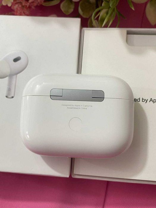 Продам своЇ AirPods Pro 2