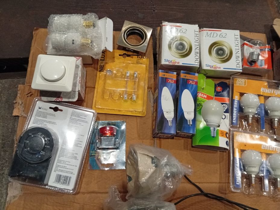 Lampa,żarówki,włączniki,itp