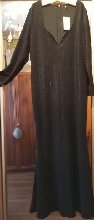 Вечірня сукня- сяюча рибка