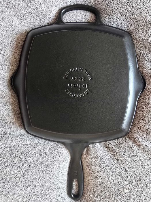 Сковорідка-гриль Le Creuset Signature 26 см чавунна