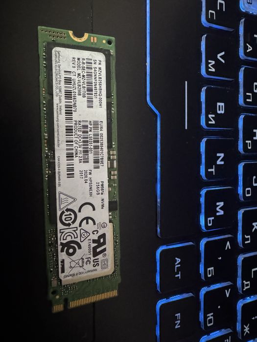 SSD M2 NvMe PciE 256гб Разних брендов Оригинал Б/У