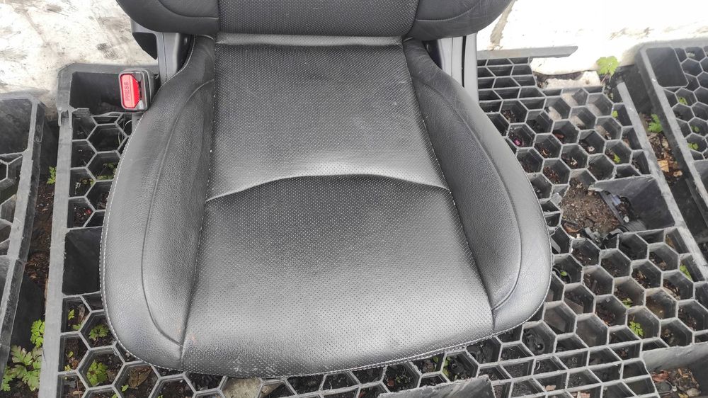 fotel kierowcy przód lewy skóra rhd uk mitsubishi asx 2010-