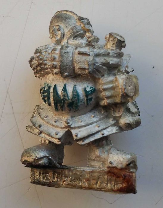Dwarf. Krasnolud z uniwersum Warhammera. Metal.