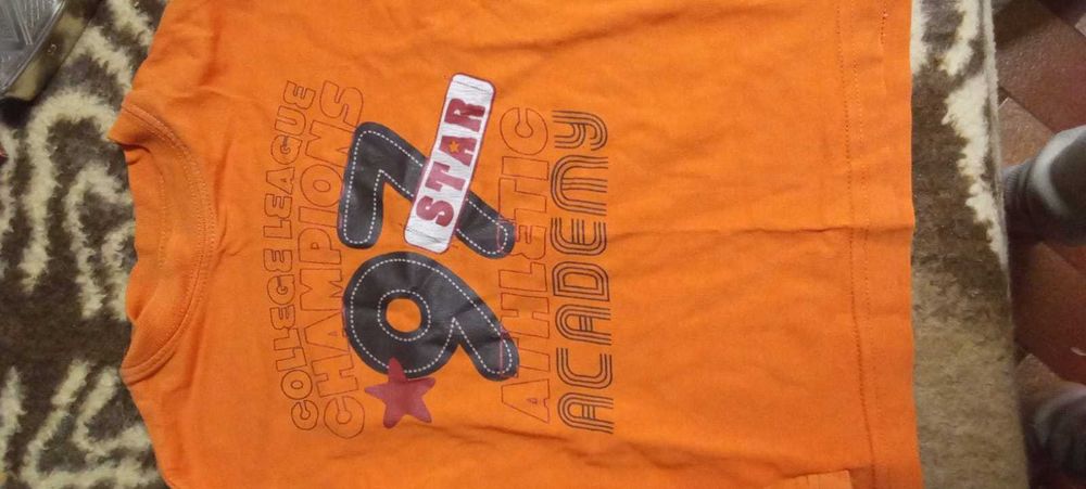 Tshirt Laranja de Criança da Basics