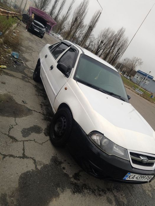 Продам деу нексію н150 1.6газ бенз