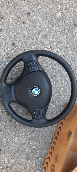 Volante de direcção bmw serie1 f20 / f21  2015 a 2019
