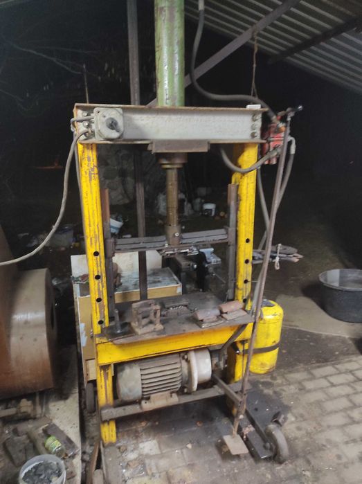 Prasa hydrauliczna 25 ton