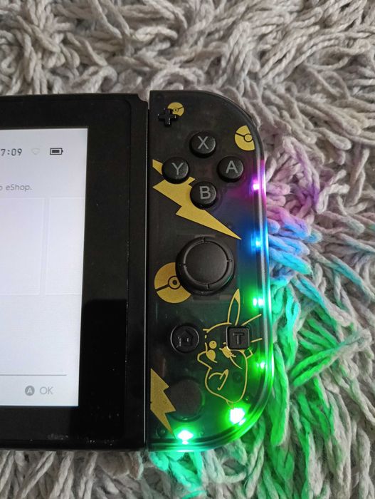Nintendo Switch Pikachu edition
