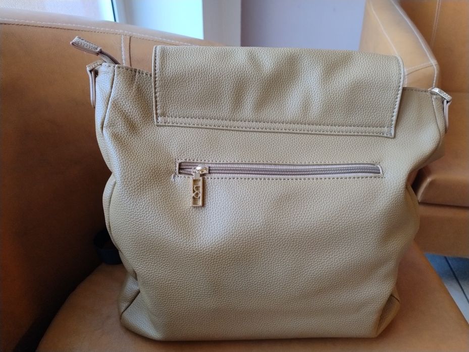 Torebka. listonoszka Nobo