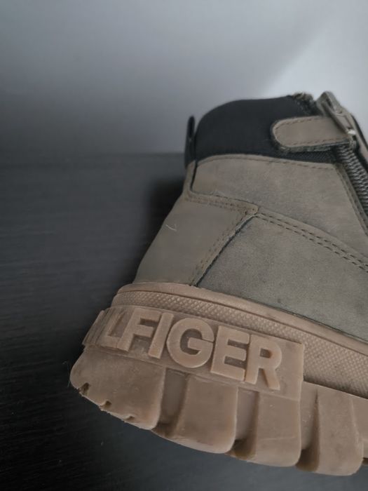 Buty Tommy Hilfiger trekkingowe damskie rozm 39