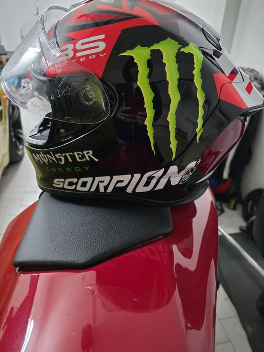 Yamaha R1 2002 SC PROJECT
