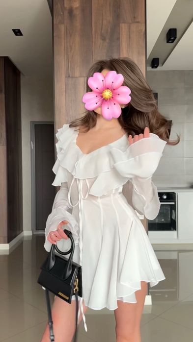 Сукня-комбінезон з рюшами