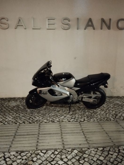 Troco thunderace 1000 ano 2000