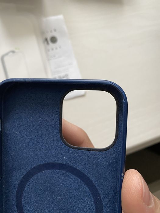 Оригінальний силіконовий чохол Apple Iphone 12 (Pro)